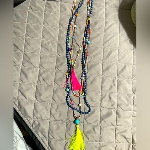 multi layering beaded necklace